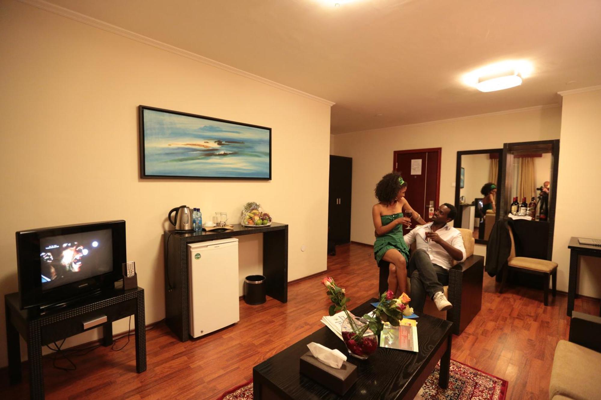 Wassamar Hotel Addis Abeba Zewnętrze zdjęcie