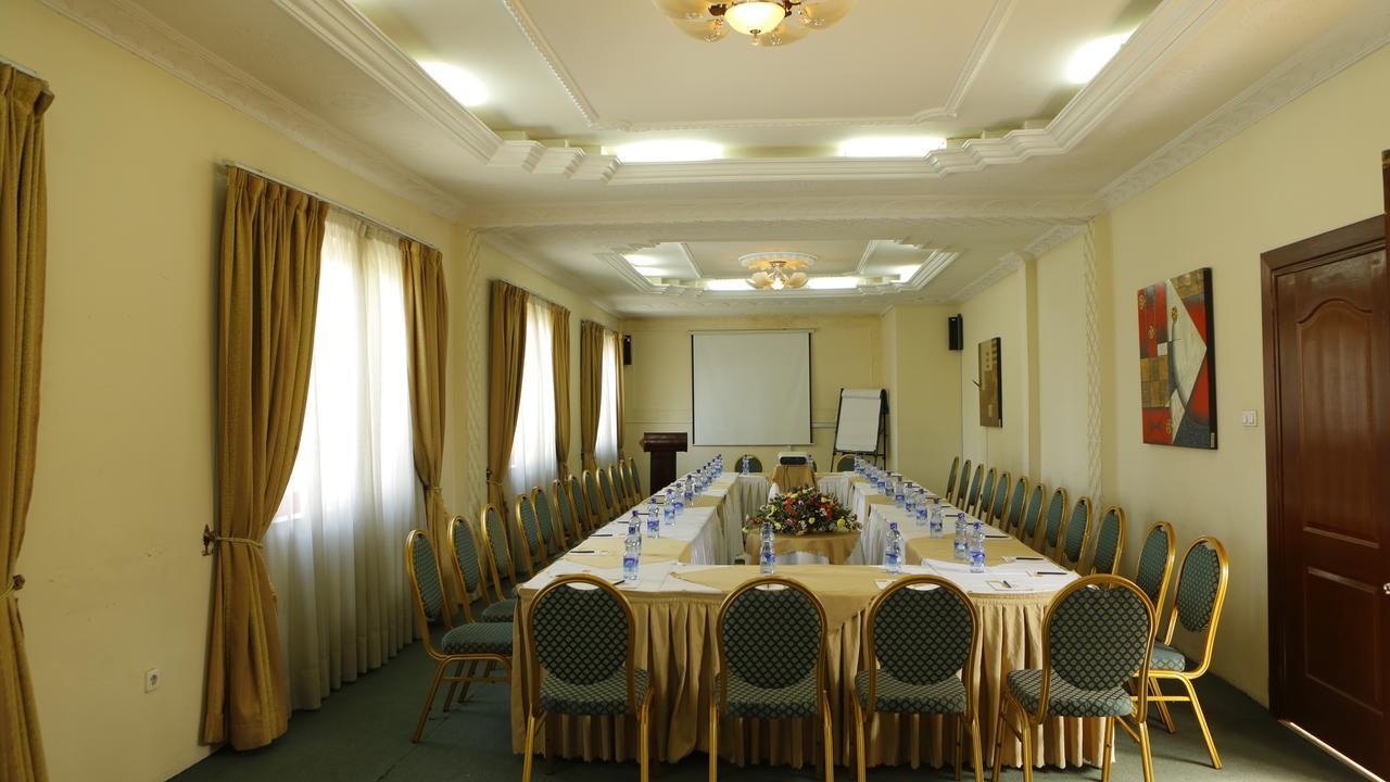Wassamar Hotel Addis Abeba Zewnętrze zdjęcie